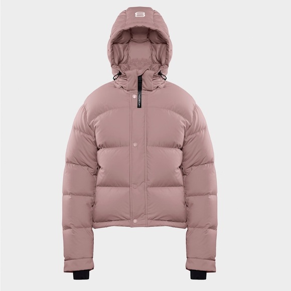 Aritzia Jackets & Blazers - Aritzia THE SUPER PUFF™ Shorty - color Claremont